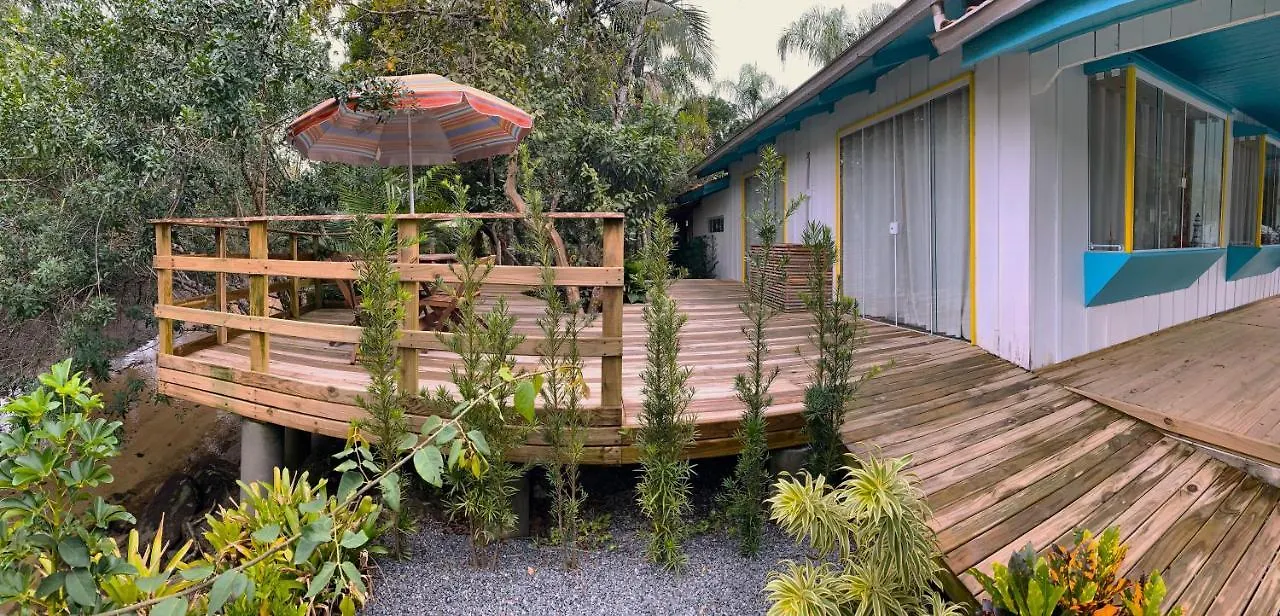 Ferienhaus Um Paraiso Entre A Floresta E O Mar Sao Francisco do Sul Brasilien